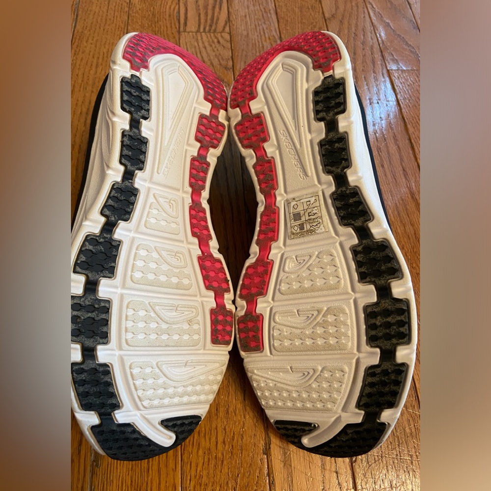 Women’s Sketchers D’Lux Walkers - Picture 8 of 14